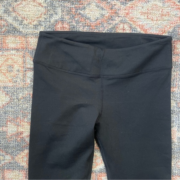 Fabletics black cropped capri active leggings - Picture 6 of 9